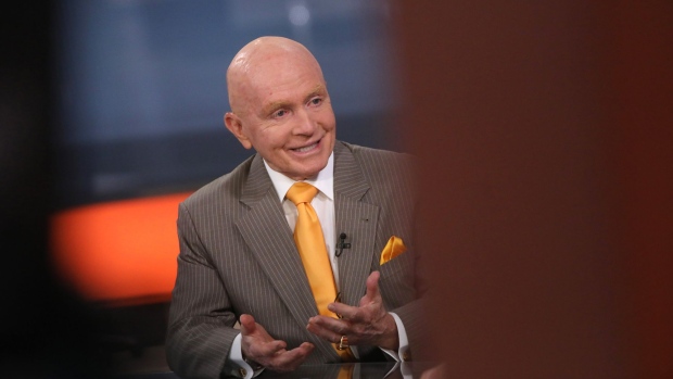 Mark Mobius, executive chairman of Templeton Emerging Markets Group, speaks during a Bloomberg Television interview in London, U.K., on Thursday, Sept. 20, 2018. Mobius discussed the selloff in emerging markets, investing in China and the impact of political uncertainty in Europe. Photographer: Chris Ratcliffe/Bloomberg