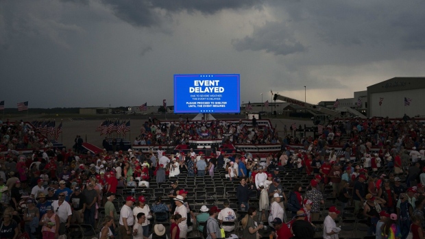 A sign saying that the rally with Donald Trumpo is delayed due to bad weather in Wilmington, North Carolina, on April 20.