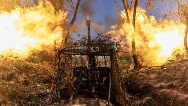 A Ukrainian soldier fires Msta-B artillery in the direction of Liman, Ukraine on May 25. Photographer: Diego Herrera Carcedo/Anadolu/Getty Images